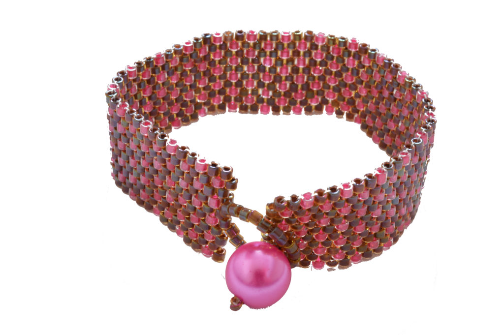 Learn Peyote stitch - simple bracelet pattern for beginners. Katie Dean, My World of Beads