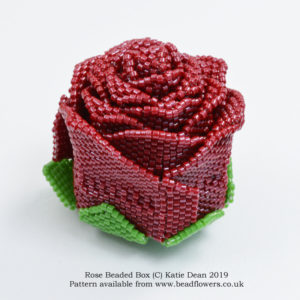 Rose beaded box pattern: another idea for designing beadwork by Katie Dean