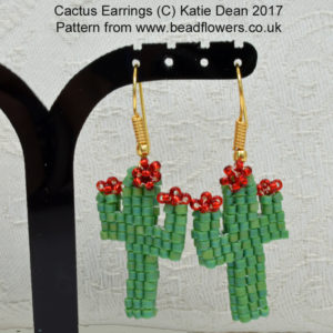 Cactus earrings pattern. Beaded cactus patterns. How to do square stitch with seed beads. Katie Dean, My World of Beads
