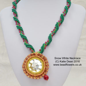 Snow white necklace, Katie Dean, Beadflowers